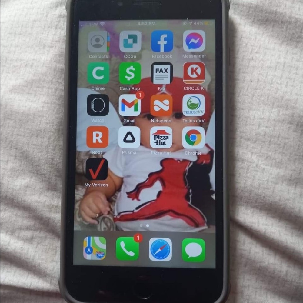 iPhone 8 Plus Straight talk